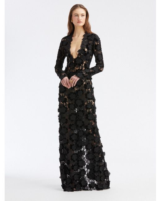 Oscar de la Renta Scoop Neck Velvet Guipure Lace Gown in Black | Lyst