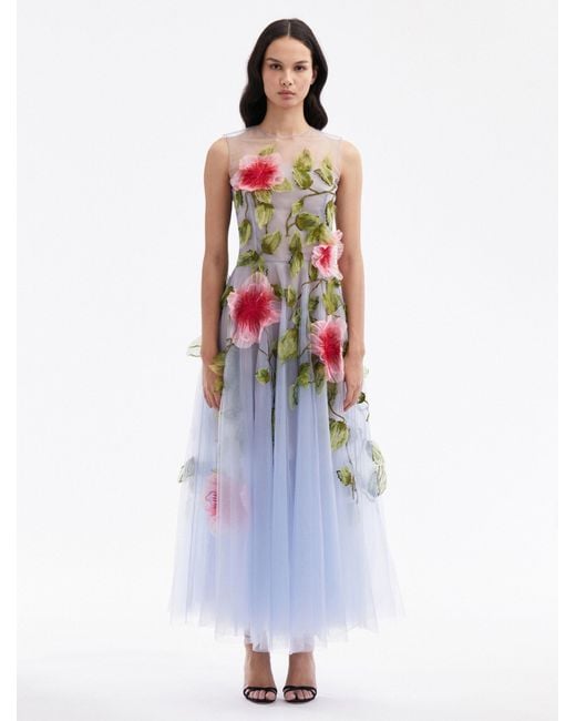 Oscar de la Renta White Hibiscus Embroidered Gown