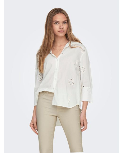 Jacqueline De Yong White Blusenshirt Trendiges Hemd mit Lochstickerei und längerer Rückenpartie 7443 in Weiß