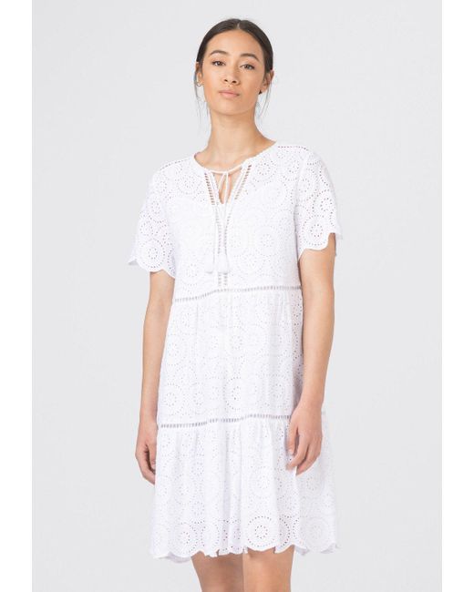 Hallhuber A-Linien-Kleid aus Lochspitze mit Stufenvolants in Weiß | Lyst DE