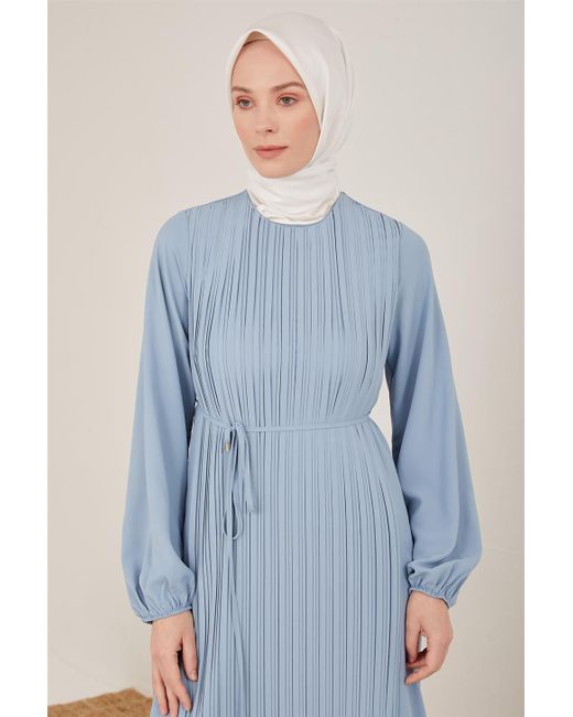 Armine Blue Maxikleid Armine Unterkleid Lang, Langlebige Qualität Kleid Shapewear Dame