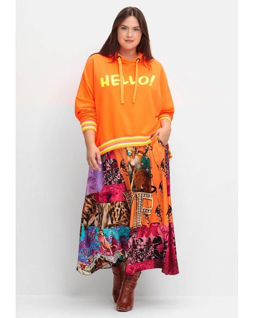 Sheego Orange Sweatshirt Große Größen mit Neon-Wordingprint vorn und hinten