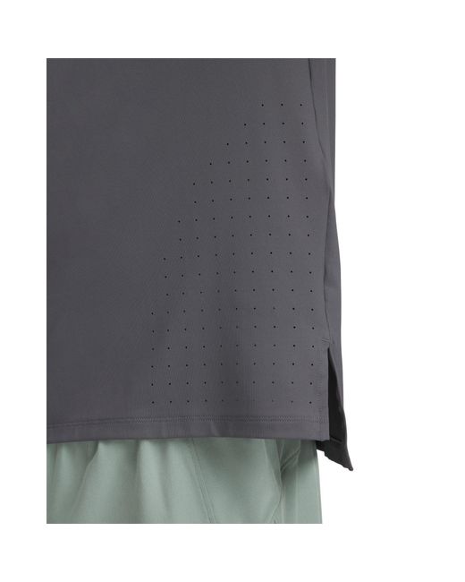 Under Armour ® - T-Shirt UA Launch Elite Shortsleeve 1389802 in Gray für Herren