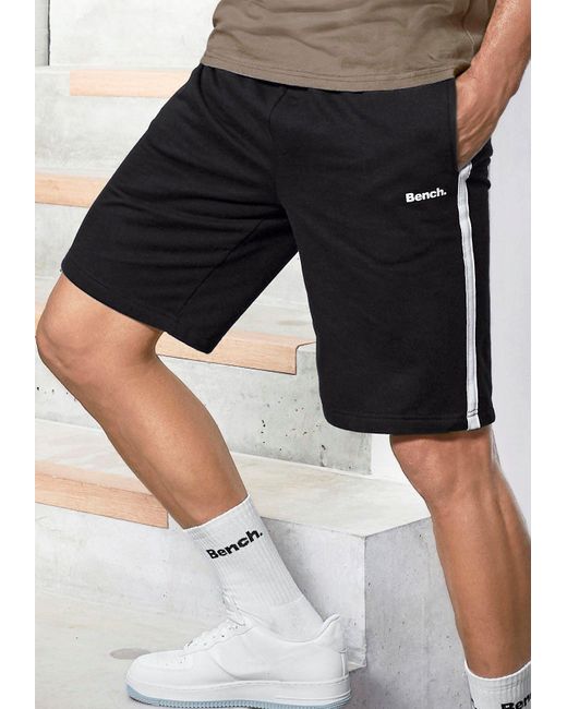 Bench Sweatshorts kurze Relaxshort, Jogginghose, weicher Sweat-Qualität in Black für Herren