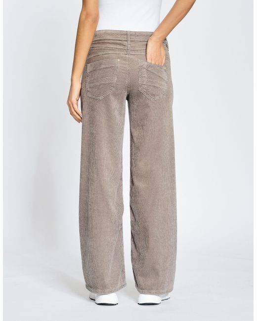 Gang Brown Cordhose 94AMELIE im lässigen Wide Fit