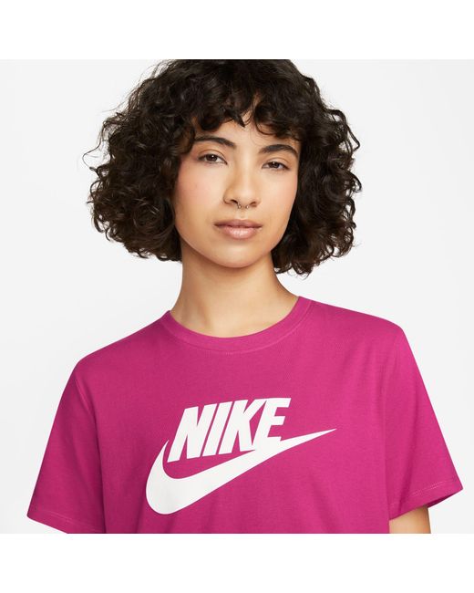 Nike Pink ESSENTIALS WOMEN'S LOGO T-SHIRT