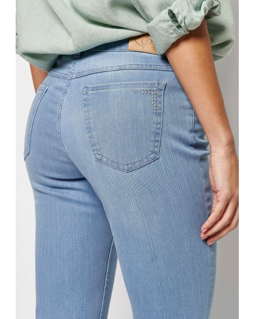 Toni Blue Jeans Perfect Shape Straight Gesäßtaschen mit aufwendiger Verzierung