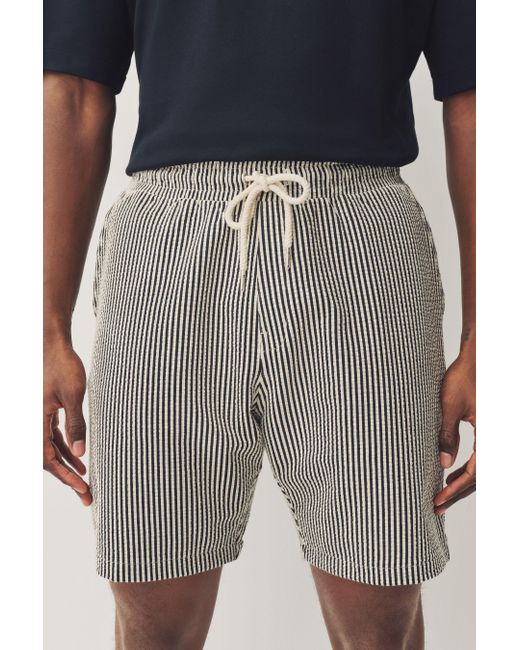 Next Sweatshorts Gestreifte Seersucker-Shorts aus Jersey (1-tlg) in Gray für Herren
