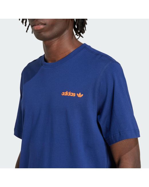 Adidas CALM COFFEE BEAR GRAPHIC T-SHIRT in Blue für Herren