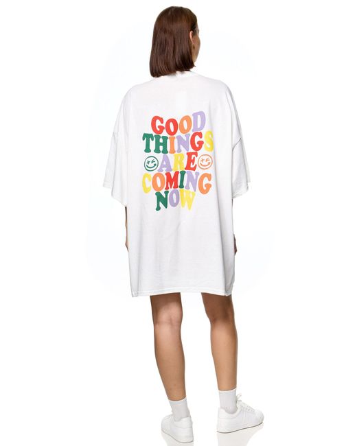 Worldclassca White Oversized Print T-Shirt lang Tee Sommer Oberteil Good Things Are Coming Now