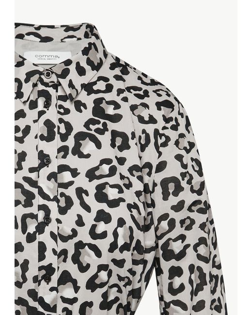 comma casual identity White Minikleid Hemdblusen-Kleid mit Leo-Print und Eingrifftaschen