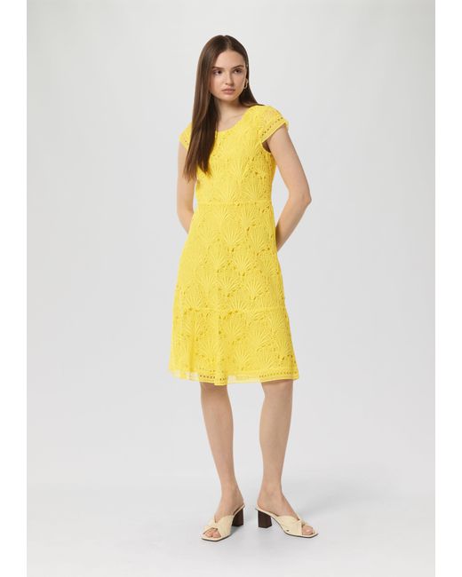 Comma, Yellow Minikleid Kleid aus Spitze mit Rundhalsausschnitt Lochstickerei