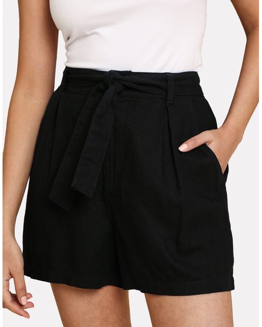 Threadbare Black Shorts mit Gürtel