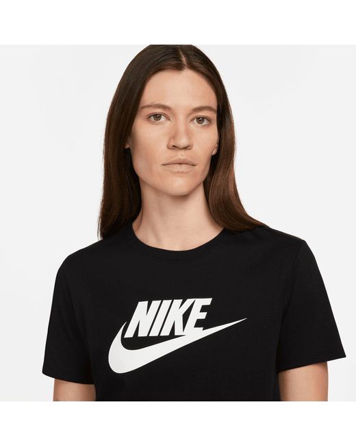 Nike Black ESSENTIALS WOMEN'S LOGO T-SHIRT