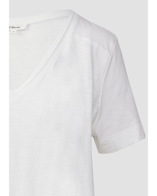 S.oliver White Kurzarmshirt T-Shirt aus Flammgarn mit V-Ausschnitt Frontpasse