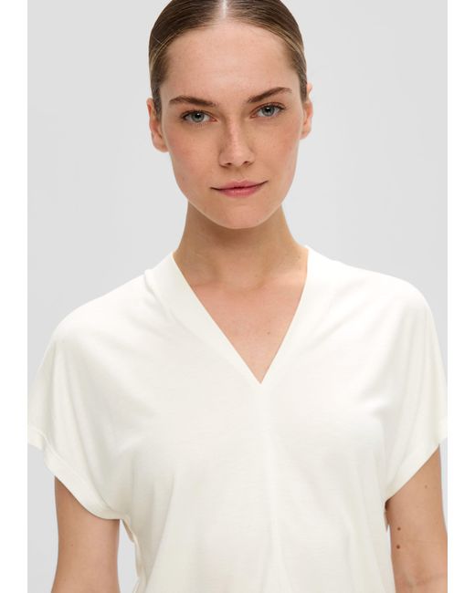 S.oliver White Kurzarmshirt Viskose-Shirt mit V-Ausschnitt
