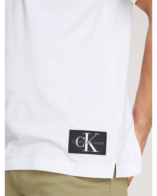 Calvin Klein T-Shirt BADGE RELAXED TEE mit Logopatch in White für Herren