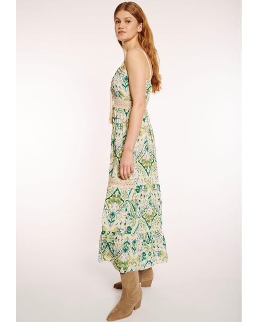 Hailys Green Maxikleid MX V DR Si44a mit Häkelspitze