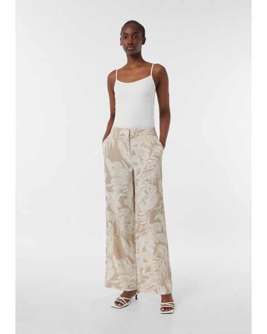 Comma, Natural Stoffhose Marlenehose aus Crêpe mit All-over-Print