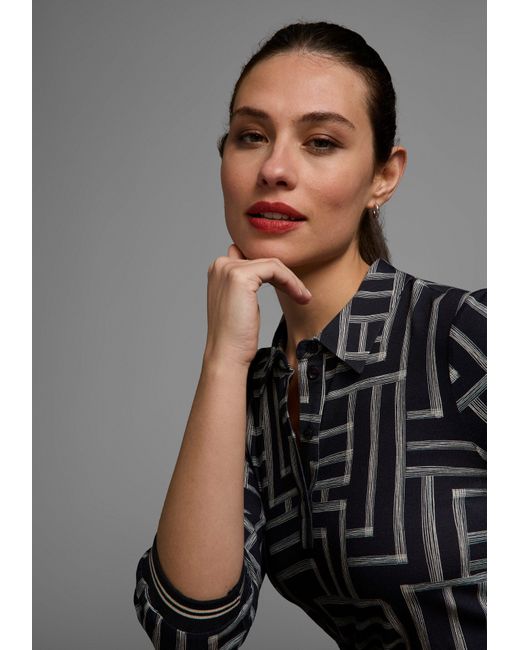 Laura Scott Black Polokleid mit Grafik-Print