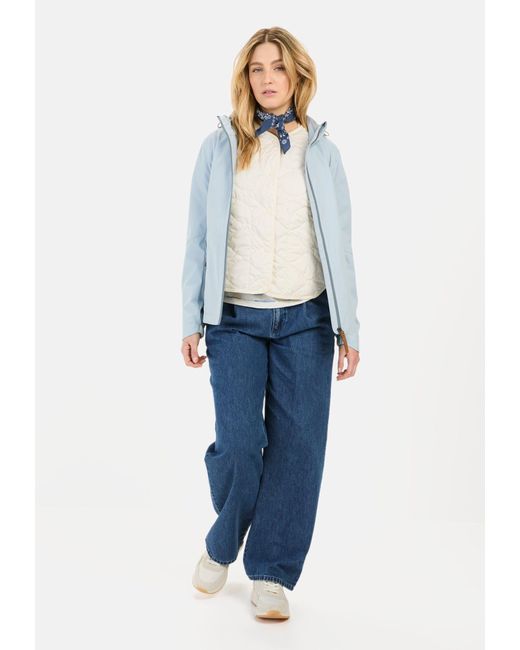 Camel Active White Softshelljacke aus recyceltem Polyester Kontrastbesatz