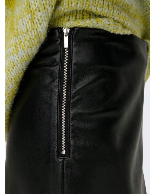 ONLY Black Lederimitatrock ONLZETA HW FAUX LEA SKIRT CC PNT mit Wickeloptik