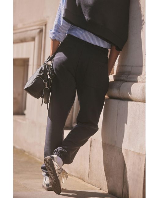 Next Black Loungehose Self. Jogginghose mit Bündchen aus Baumwollgemisch (1-tlg)