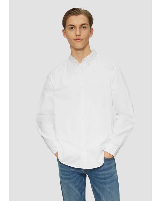 QS Langarmhemd Regular Fit: Gewaschenes Twillhemd mit Logostickerei Waschung in White für Herren