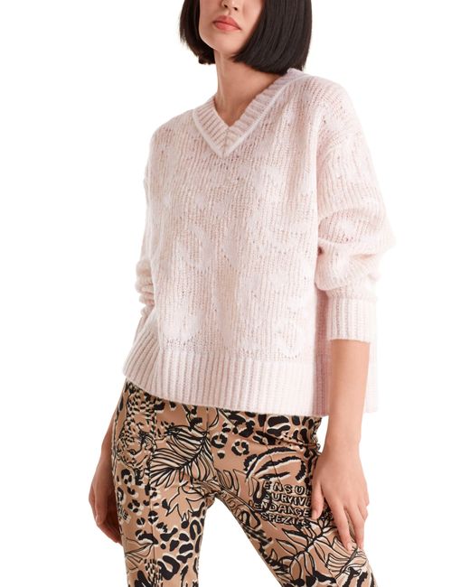 Marc Cain White V-Ausschnitt-Pullover "Sports Animal Crossing" Premium mode Gemusterter Sweater – Knitted in Germany