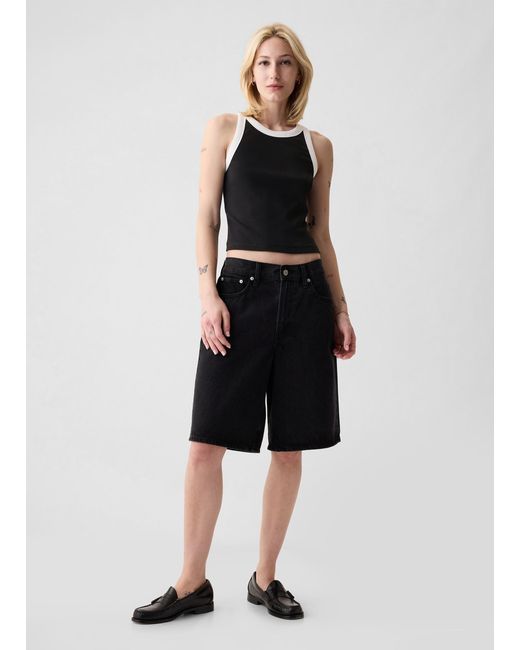Tank top crop a costine con scollo halter di Gap in Black