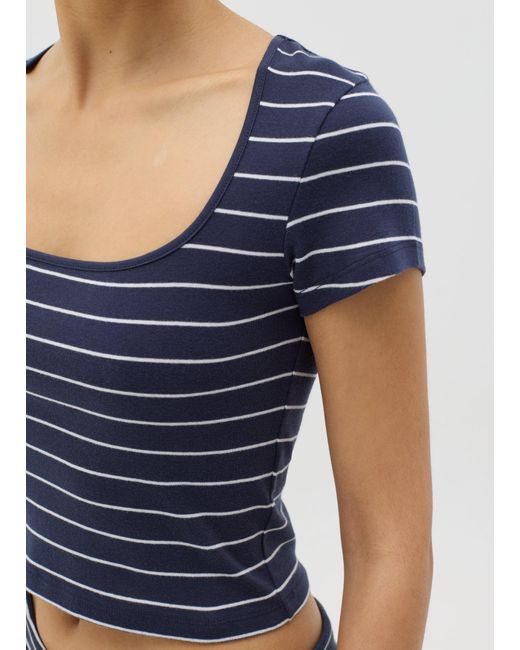 T-Shirt Aderente A Righe Blu E Bianche di OVS in Blue