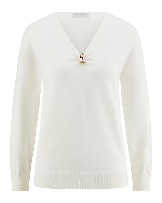 St. Emile White V-Pullover