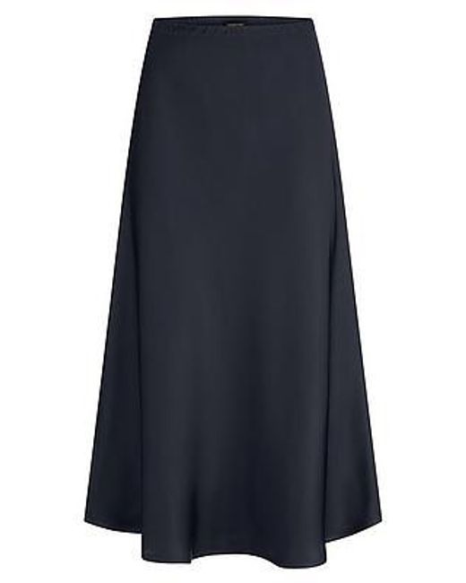 Margittes Rok Van in het Blue
