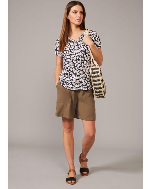 Phase Eight Natural Patti Short
