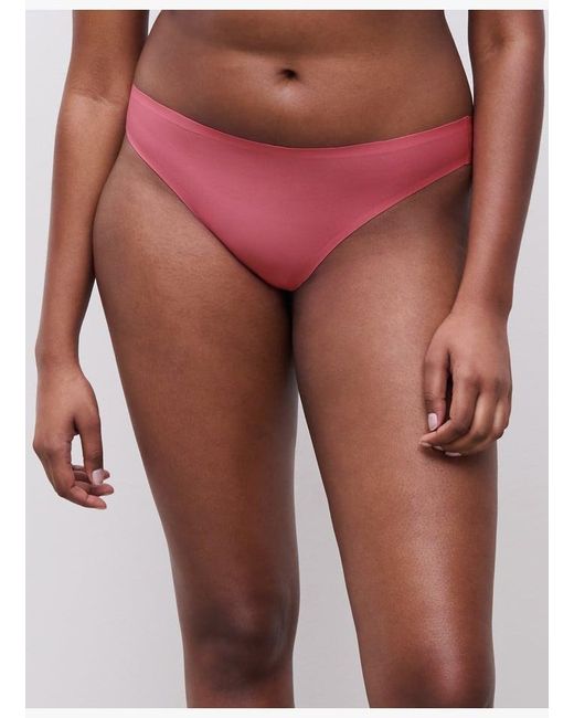 String Chantelle en coloris Red