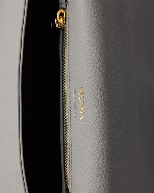 Borsa A Spalla di Prada in Gray