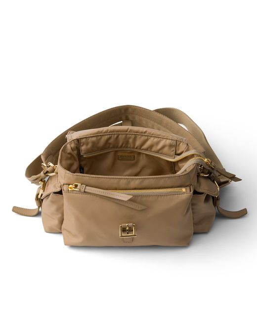 Borsa Explore Medium di Prada in Brown