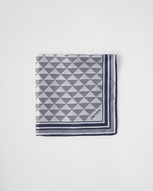 Prada Gray Seidenschal Mit Print
