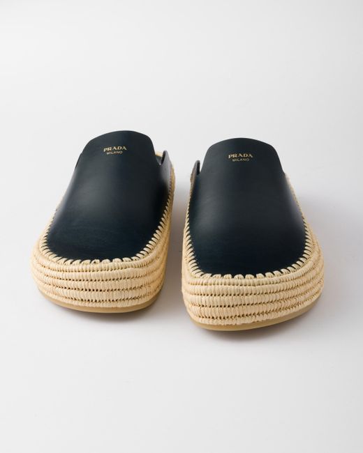 Mules En Cuir Prada pour homme en coloris Blue