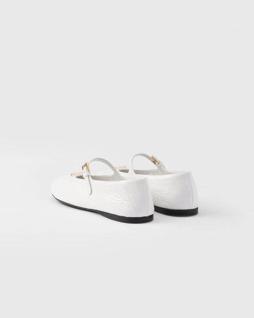 Prada White Ballerinas Aus Aus Naplak-Lackleder