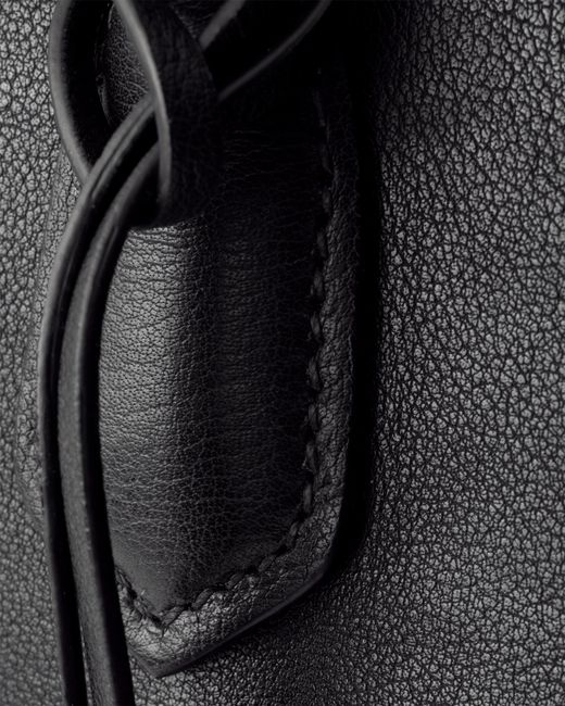 Borsa Shopping Large di Prada in Black