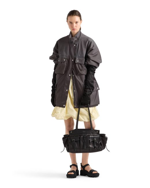 Borsa Shopping Route Large di Prada in Black