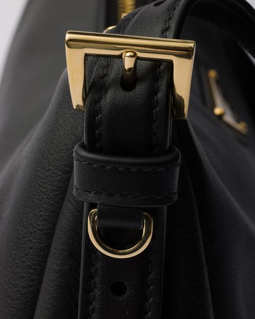 Prada Black Mittelgroße Aimée Schultertasche Aus Leder, Damen