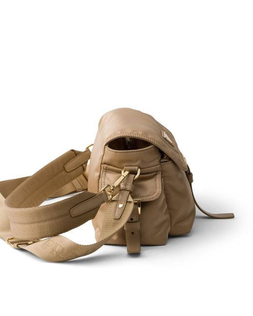 Borsa Explore Medium di Prada in Brown