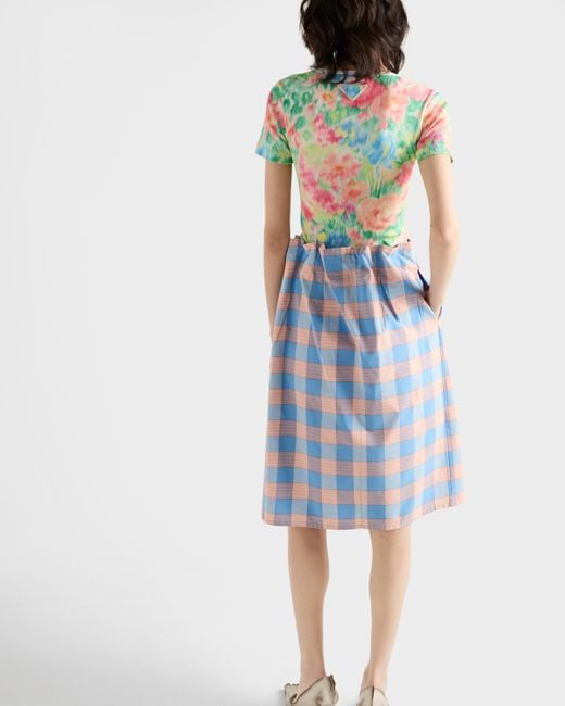 Prada White Geripptes T-Shirt Mit Blumen-Print
