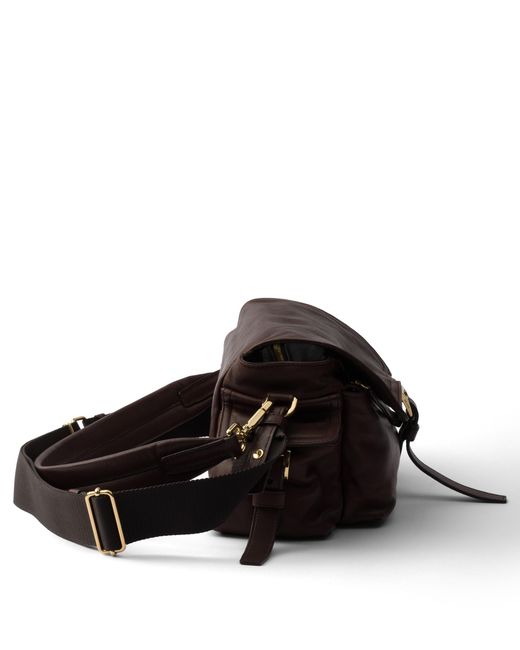 Borsa Explore Medium di Prada in Brown