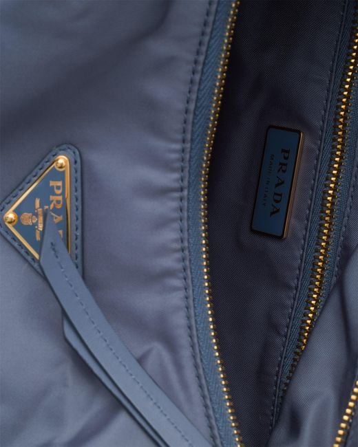 Borsa Explore Large di Prada in Blue