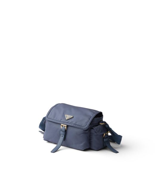 Borsa Explore Medium di Prada in Blue