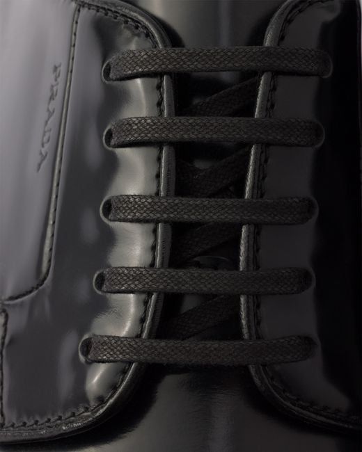 Scarpe Stringate Chocolate di Prada in Black da Uomo