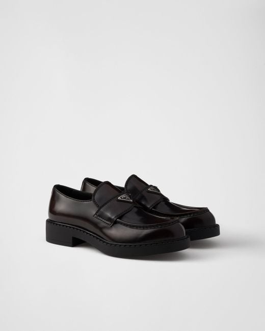 Mocassins En Cuir À Plaque Logo Prada pour homme en coloris Black
